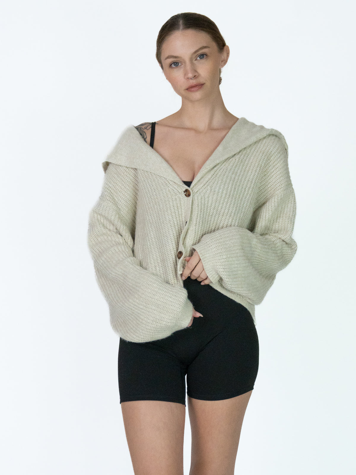 Cropped Baggy Cardigan